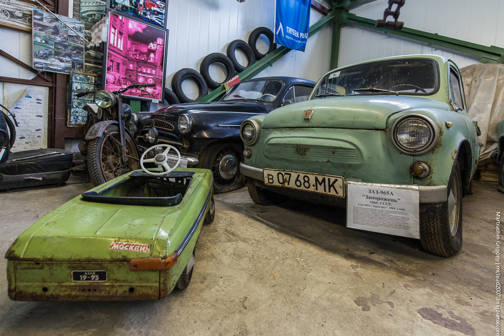 Ломаковский музей старинных автомобилей и мотоциклов.