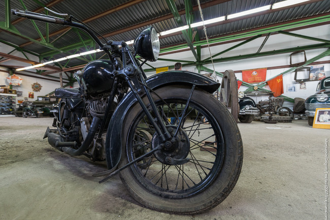 Ломаковский музей старинных автомобилей и мотоциклов.